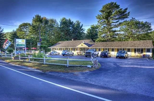 Lake Winnipesaukee - Waterfront - 526